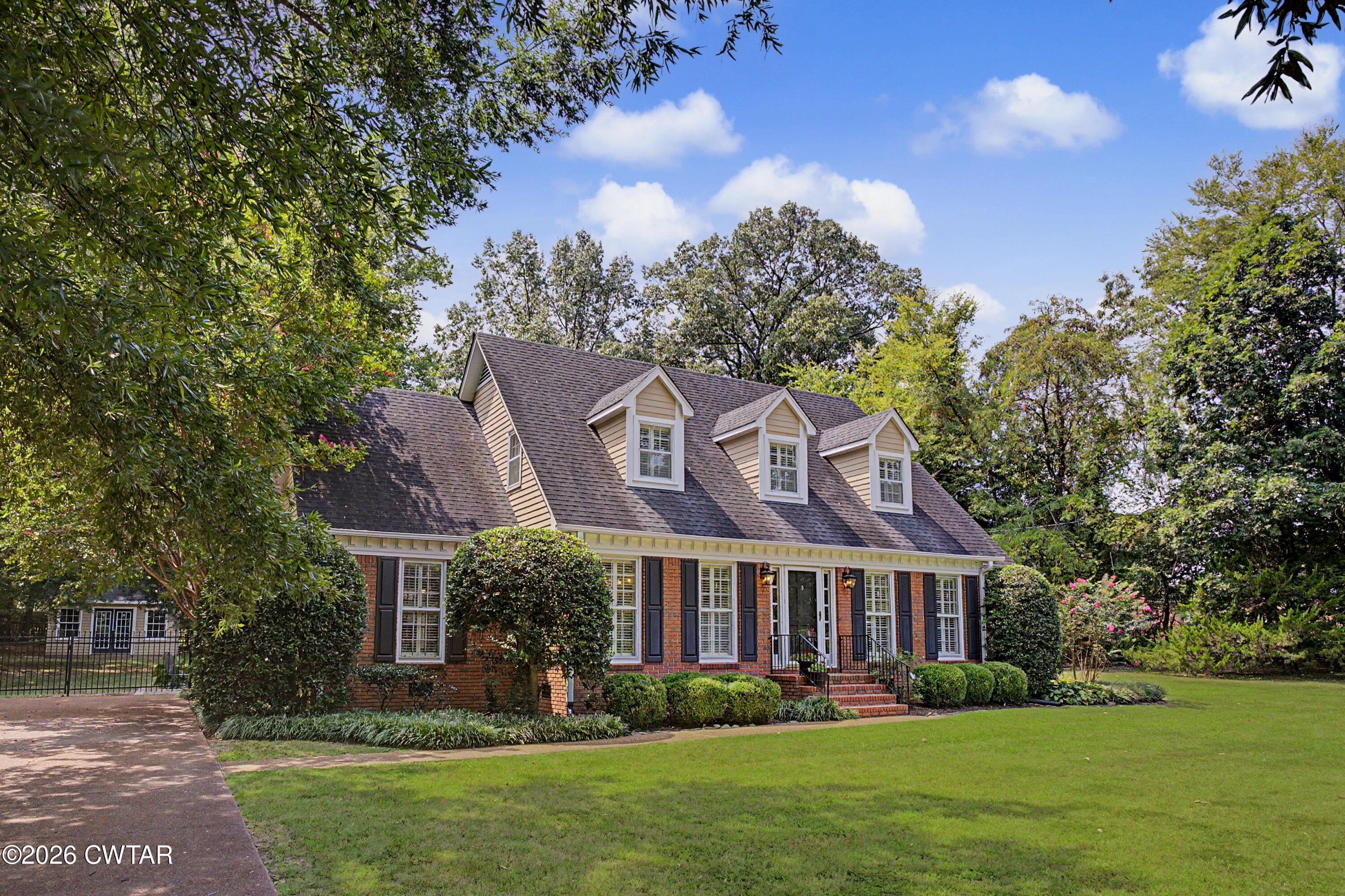 604 Oak Hill Drive