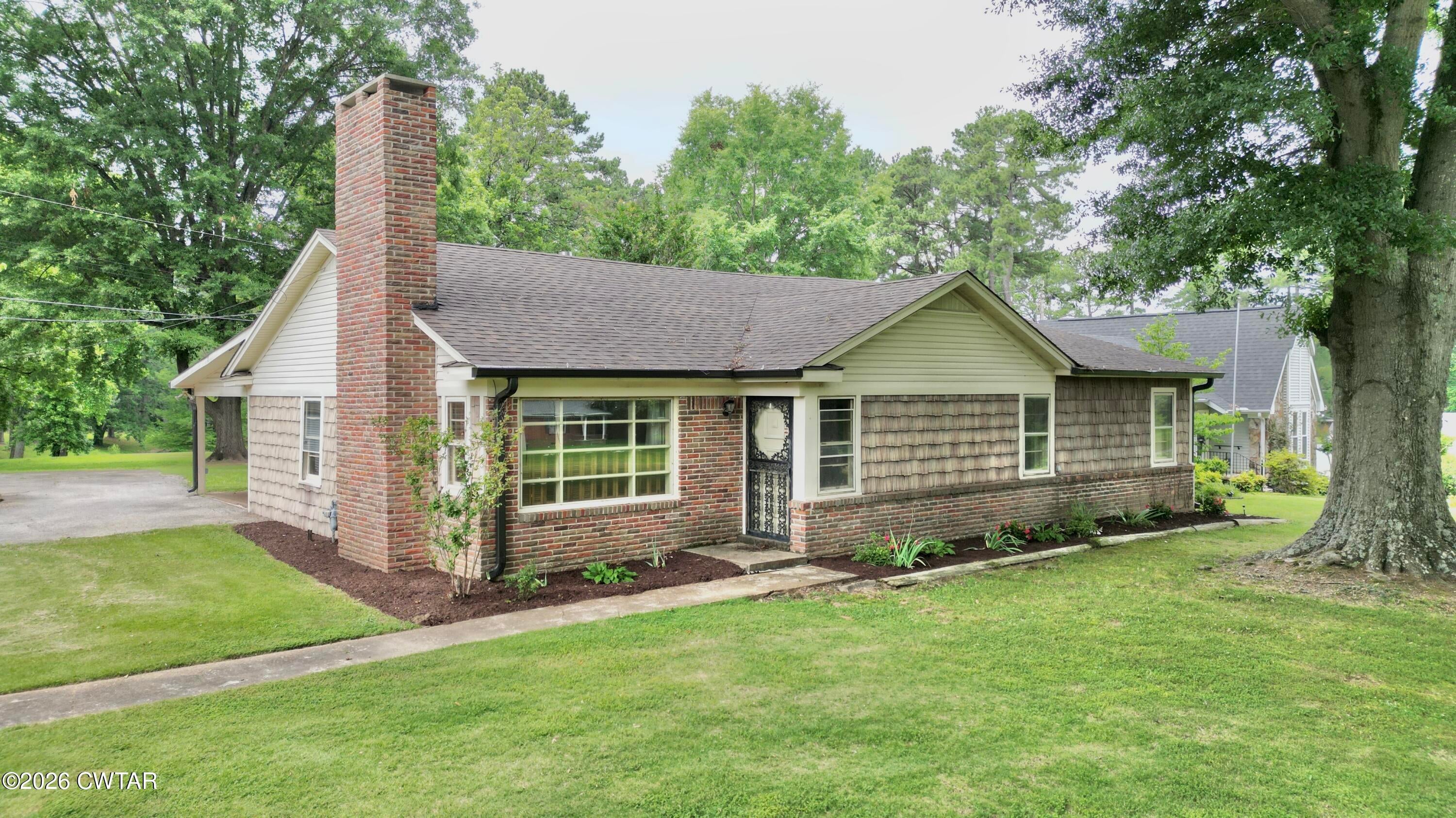 Photo 1 of 38 — 409 Honeysuckle Lane, Humboldt, TN 38343