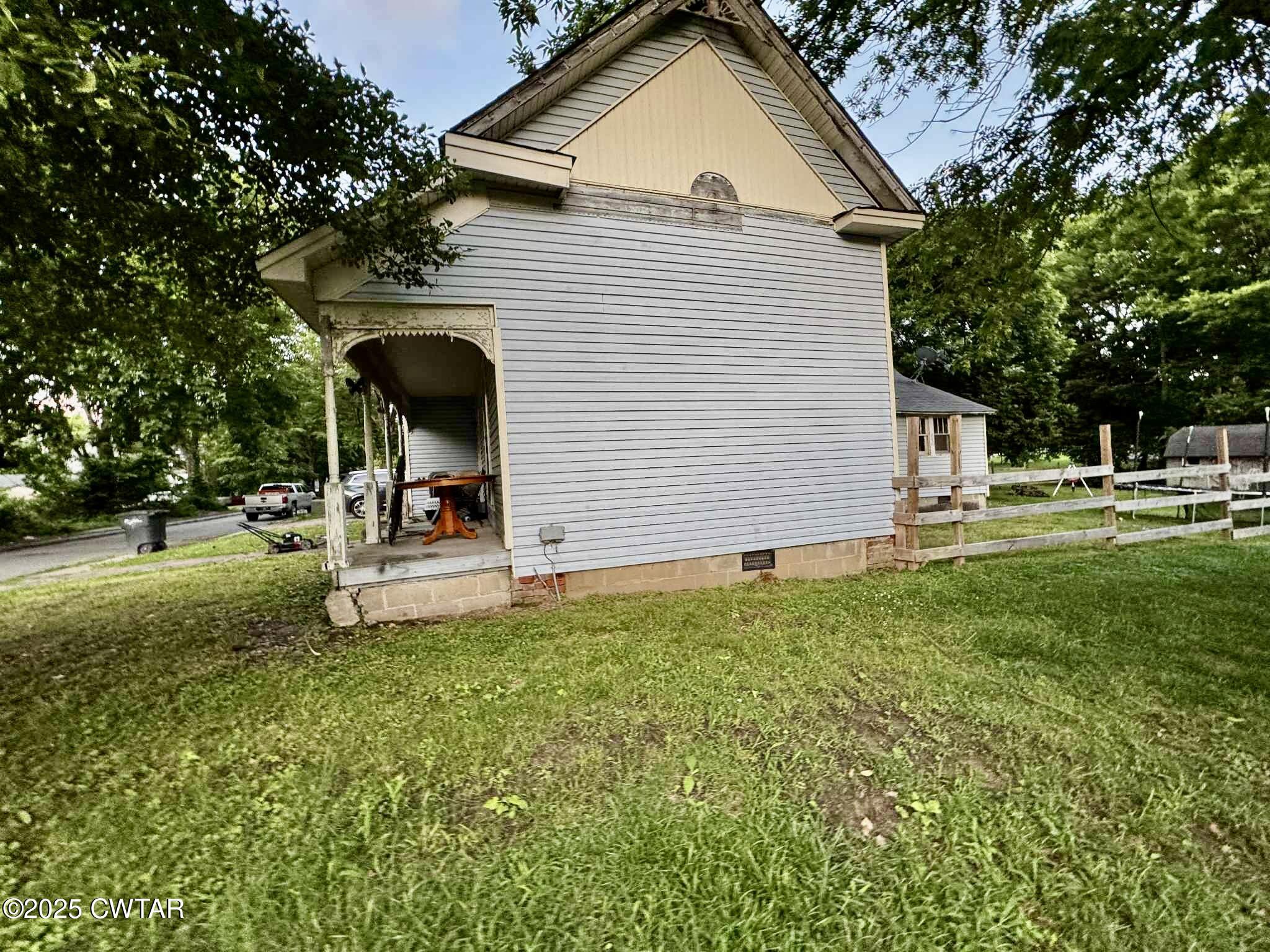 521 Main St. E