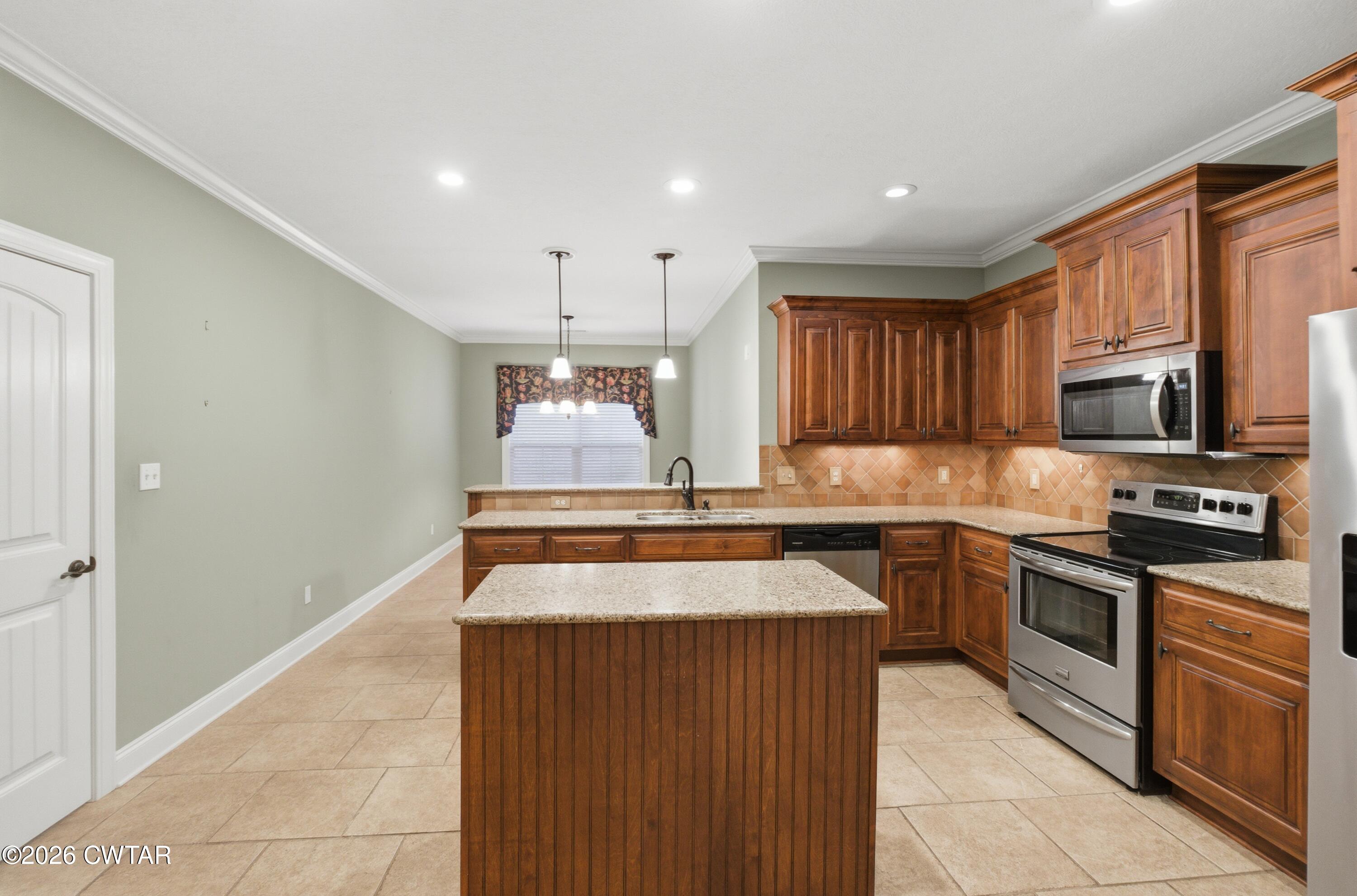 26 Water Ridge Place