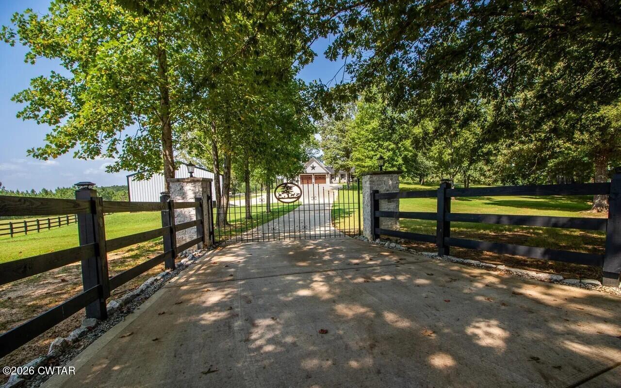 2490 Old Friendship Road