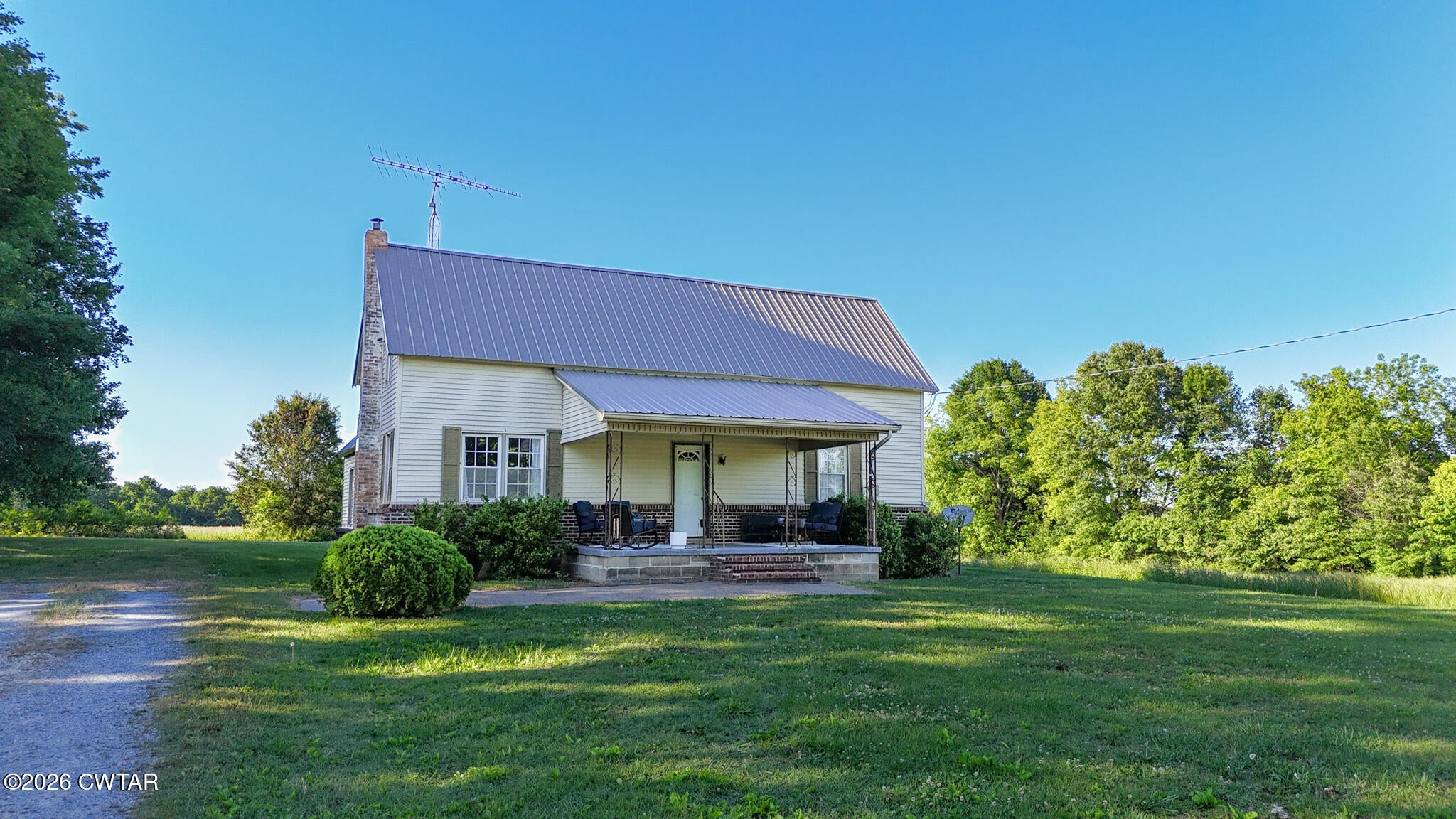 2636 Sidonia Road