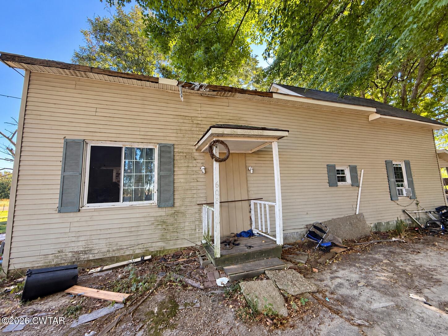 608 Dyer Street