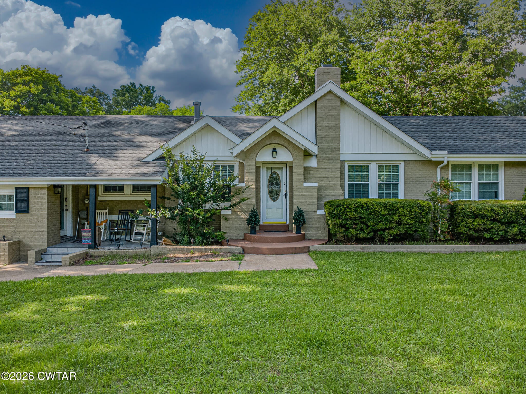 365 Benton Street