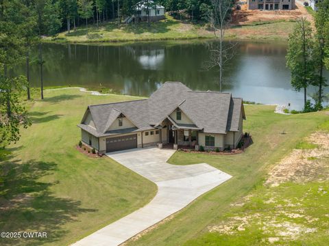 185 Stately Oak Drive Huntingdon TN 38344