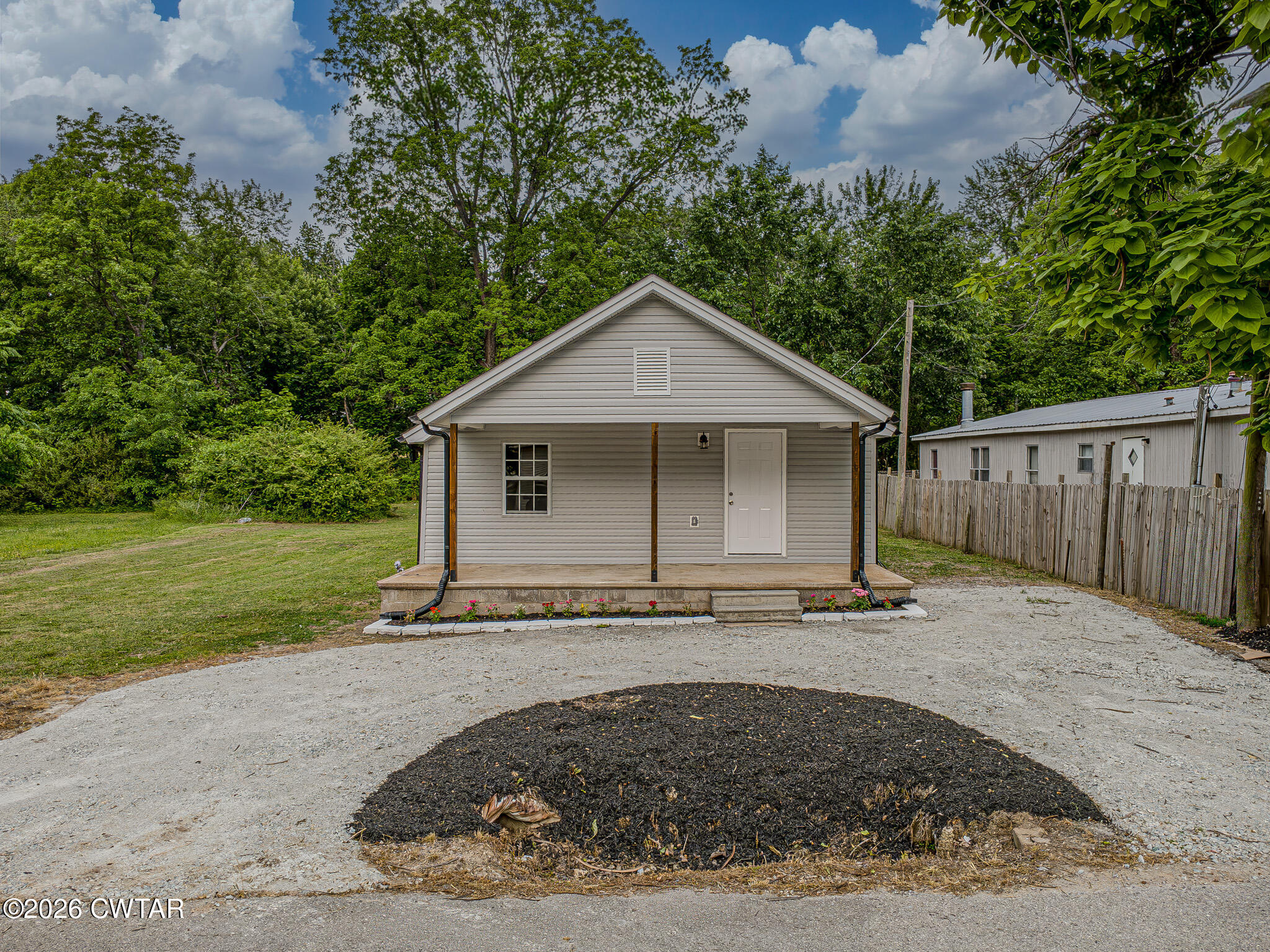 706 N Broadway Street