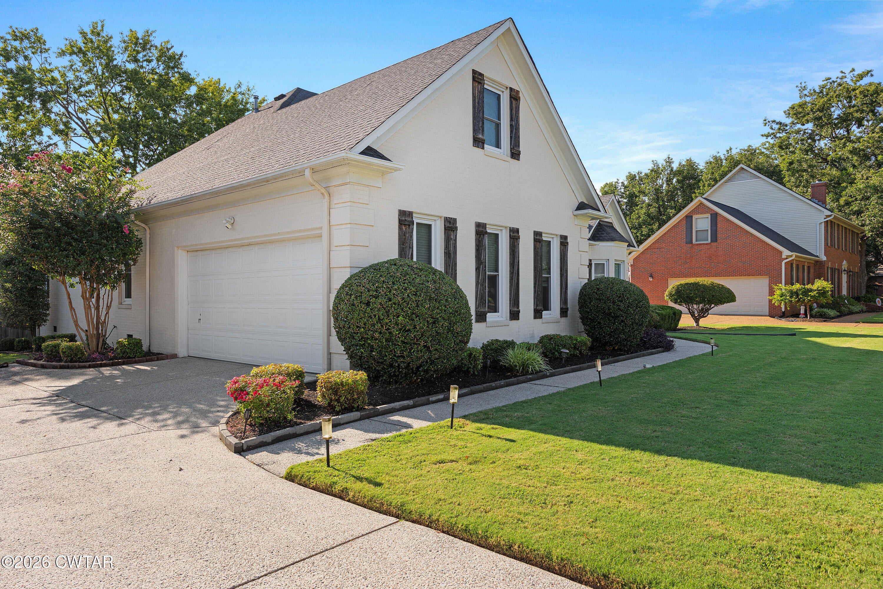 77 Raleigh Place