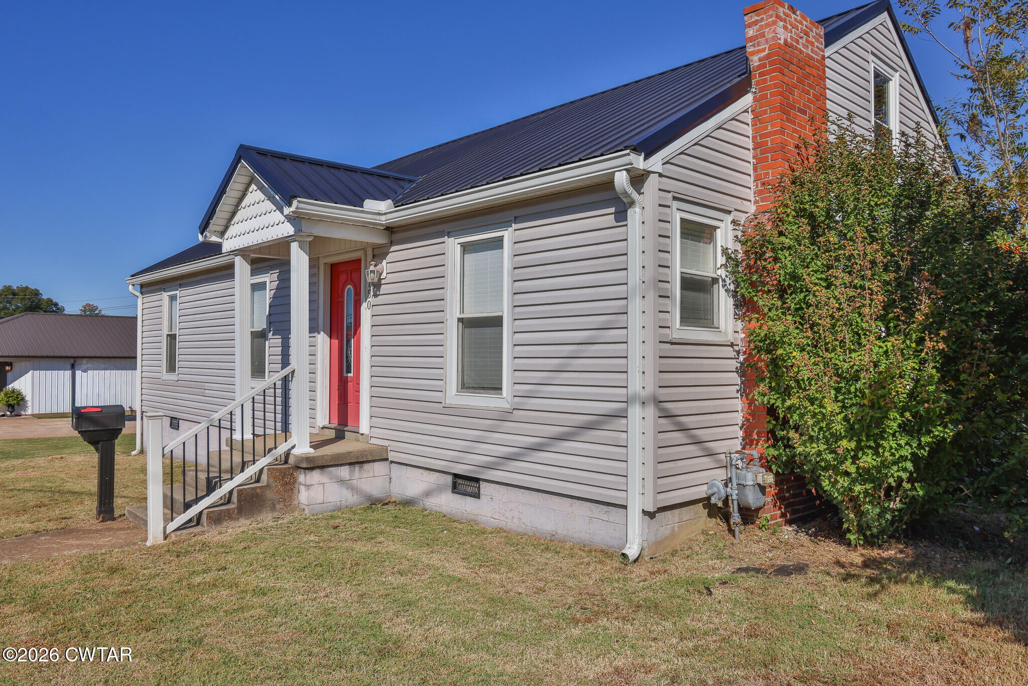 150 W Locust Street