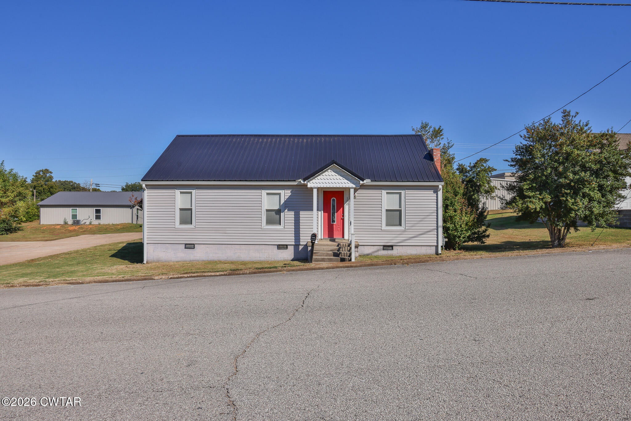 150 W Locust Street