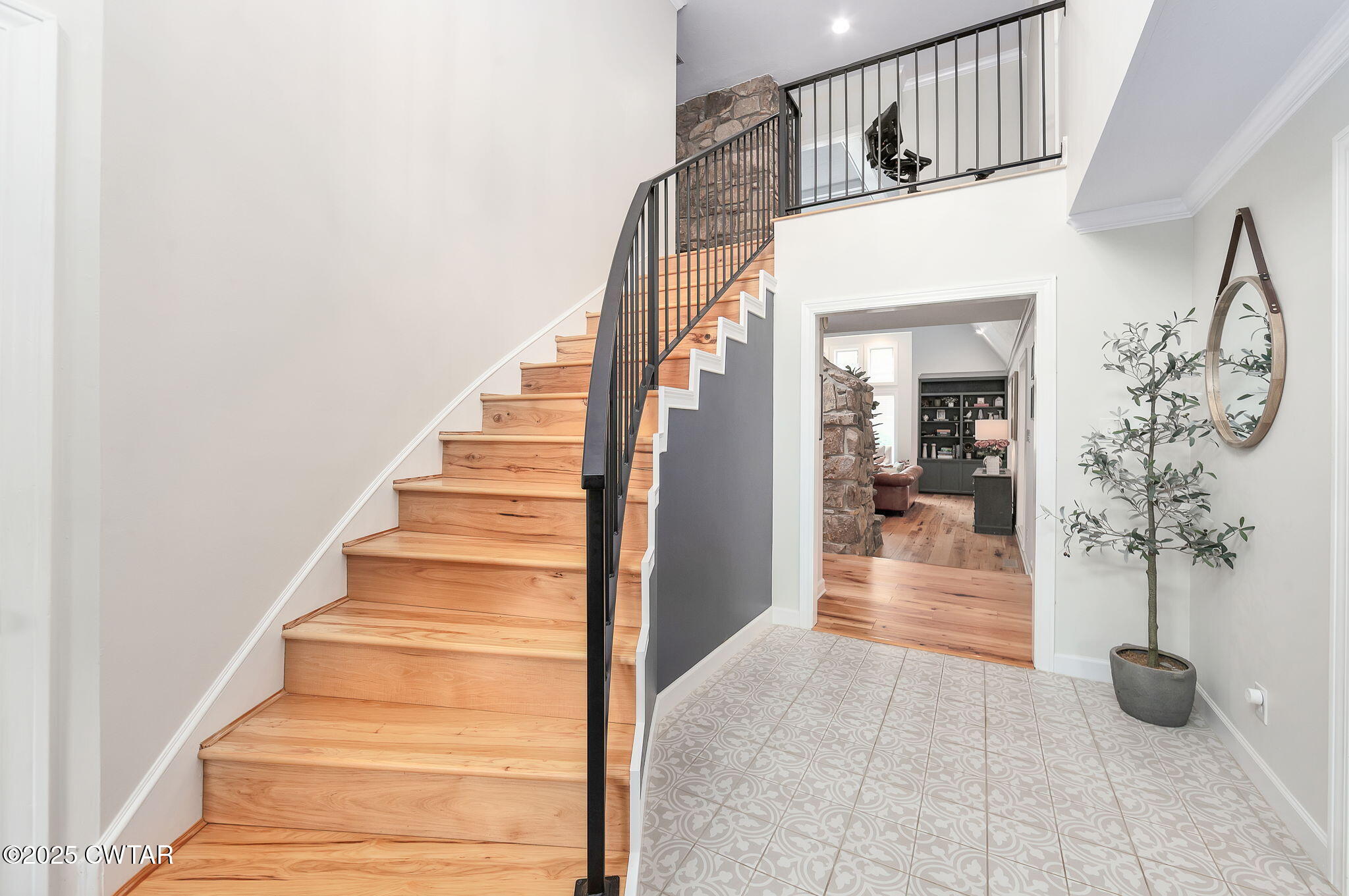 100 Heatherwood Drive