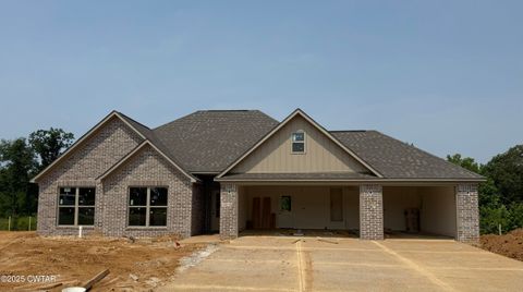 22 Peachwood Cove Jackson TN 38305