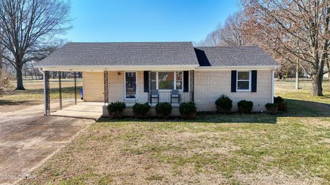 405 S Cedar Street Gleason TN 38229