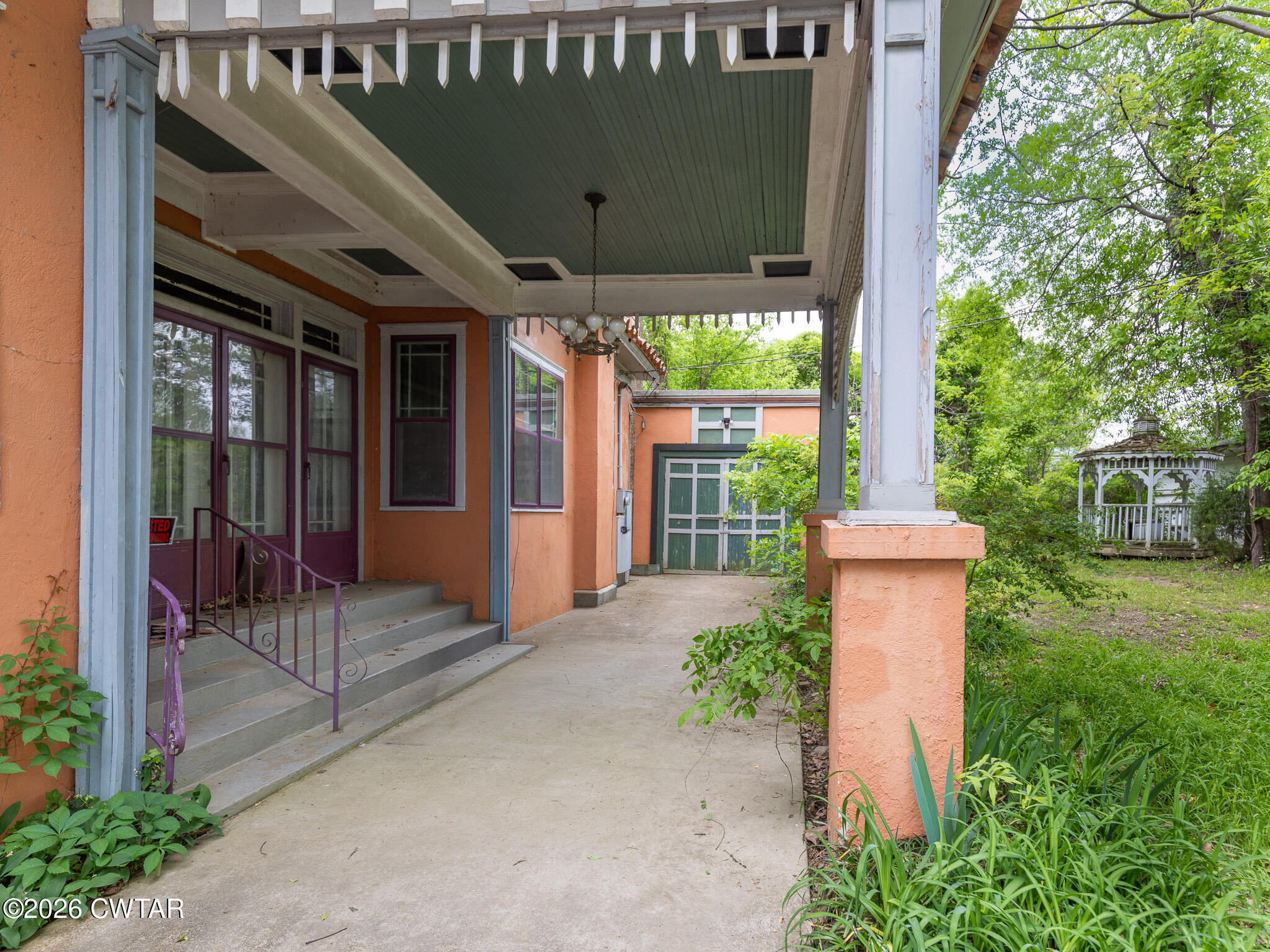 3061 Highland Street