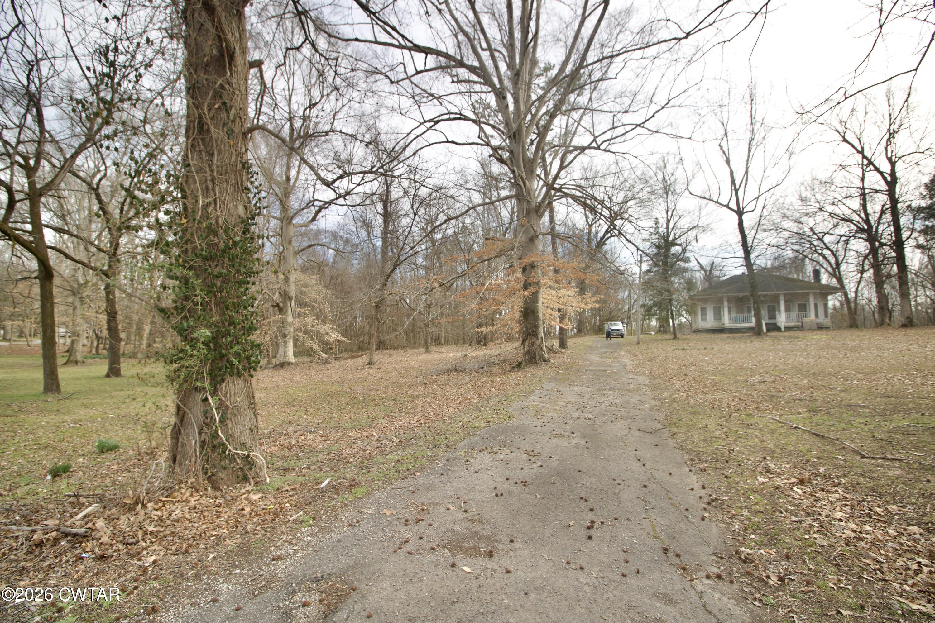 1782 E Chester Street