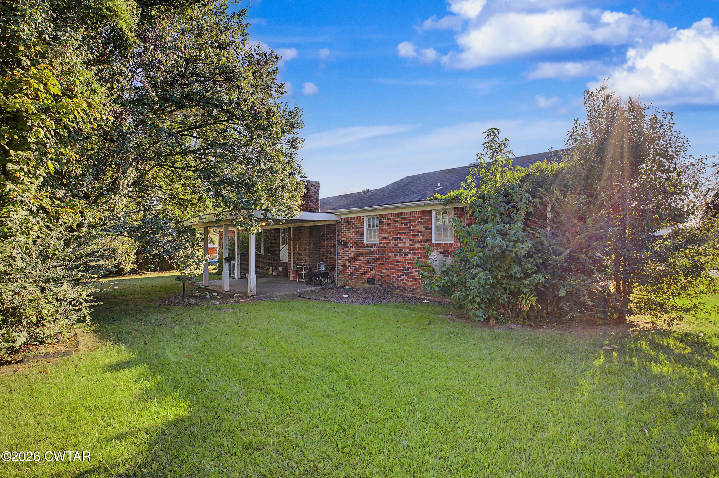136 Hillcrest Drive