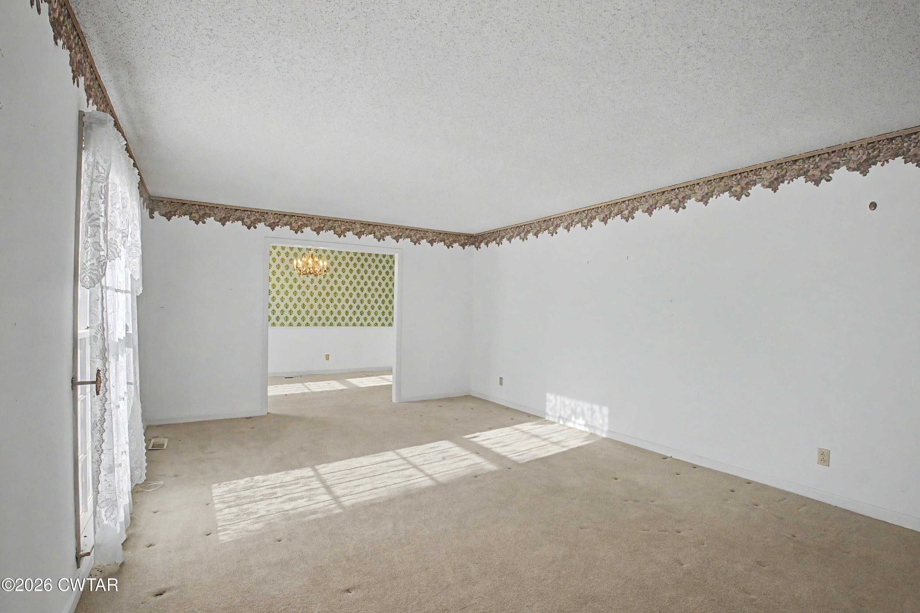 136 Hillcrest Drive