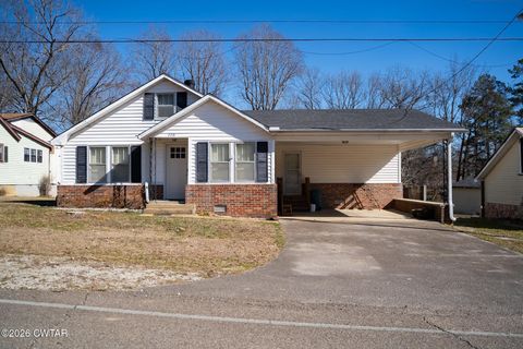 220 Jennings Avenue Parsons TN 38363