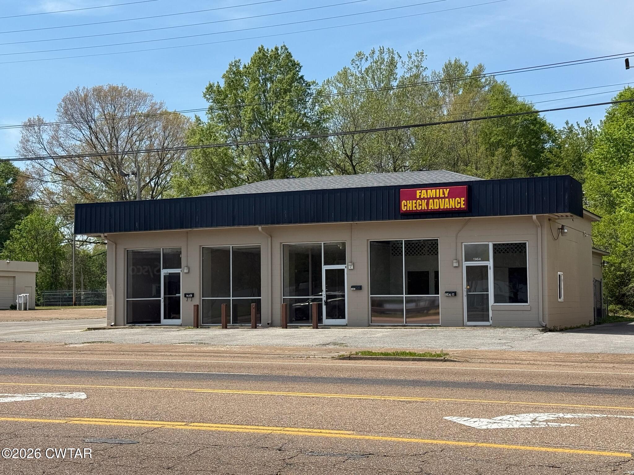 1345 S Highland Avenue