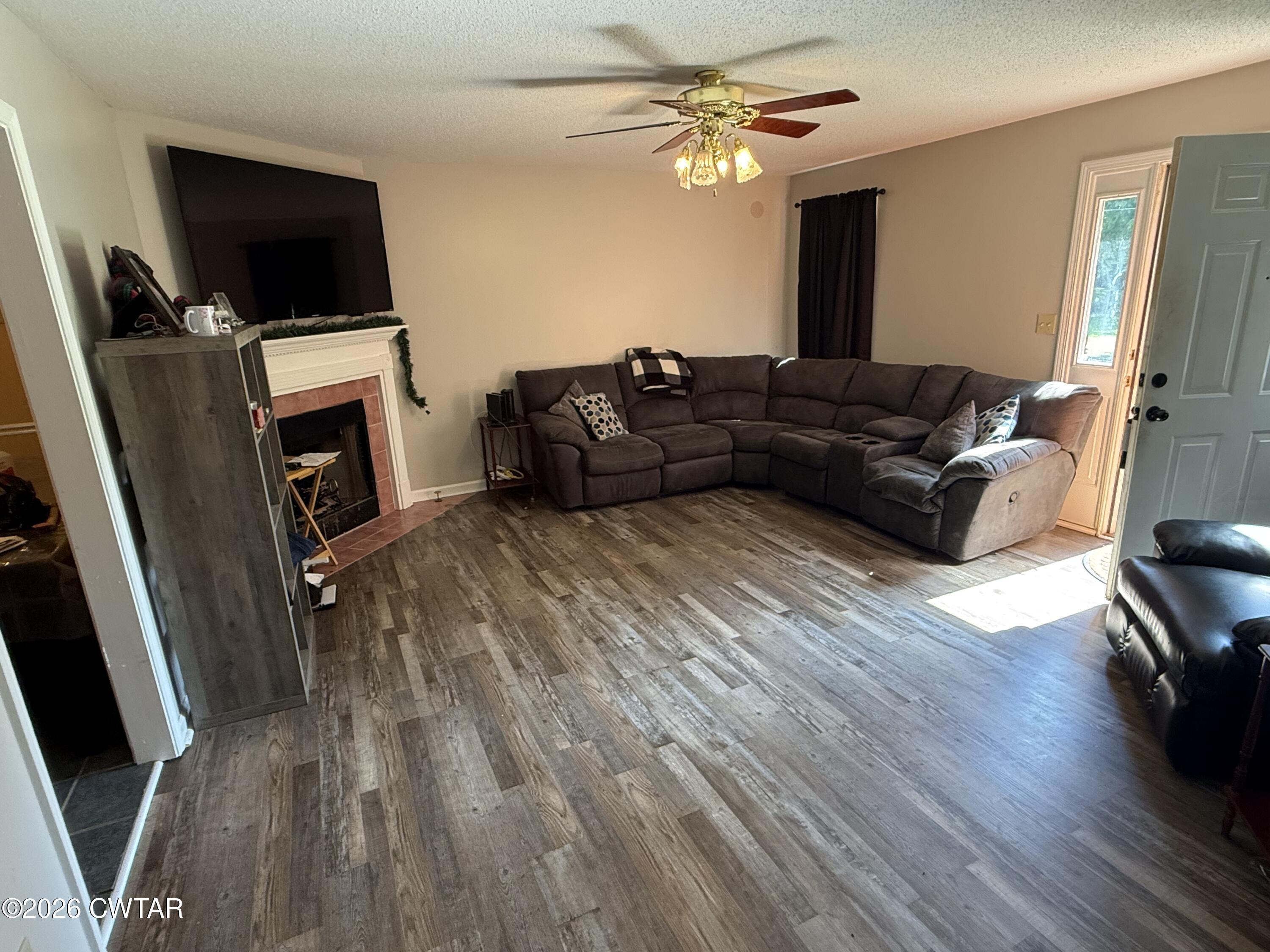 10 Jerri Ann Drive