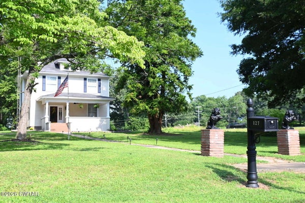 127 S COCHRAN ST, TROY, TN 38260 - Image b32e436b41324502b30e1e98be2bb01d/1004733510