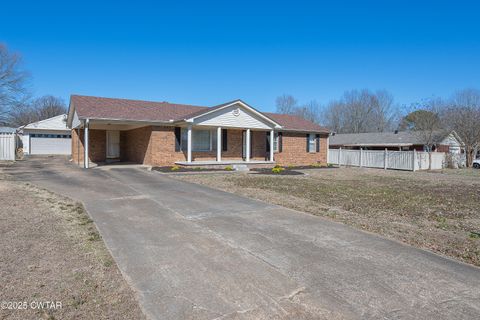 MLS: 2500945