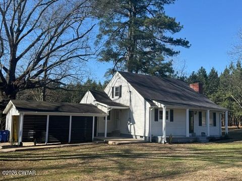 1696 Evergreen Street Dresden TN 38225