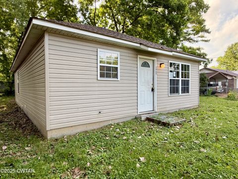 229 4th Avenue Dyersburg TN 38024