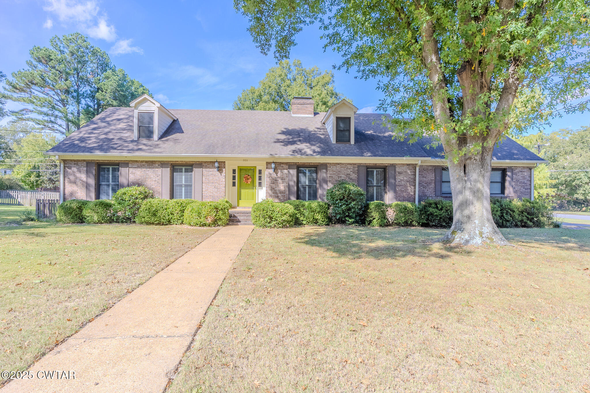 Welcome to 903 Breckenridge DR