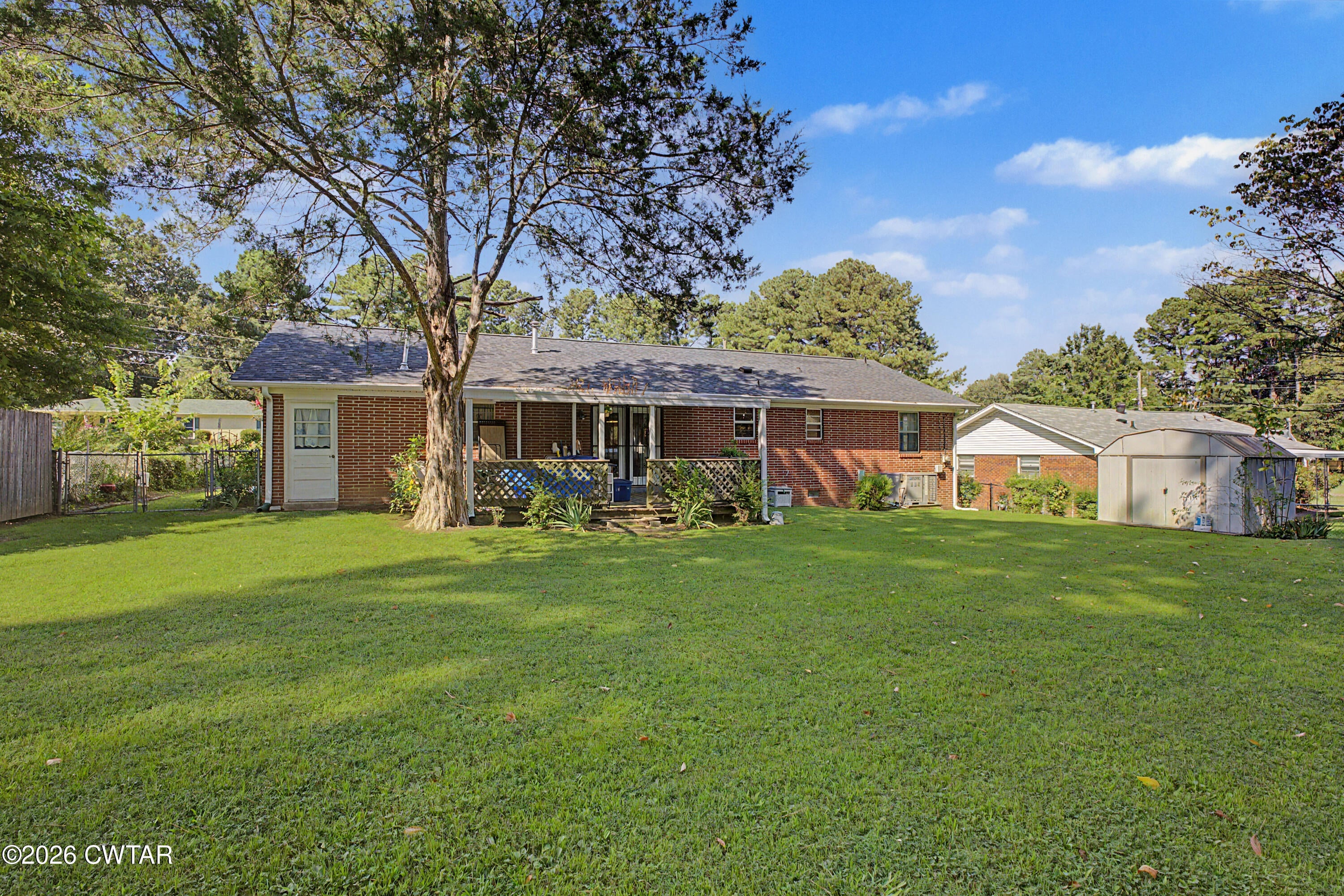 12 Knollwood Drive