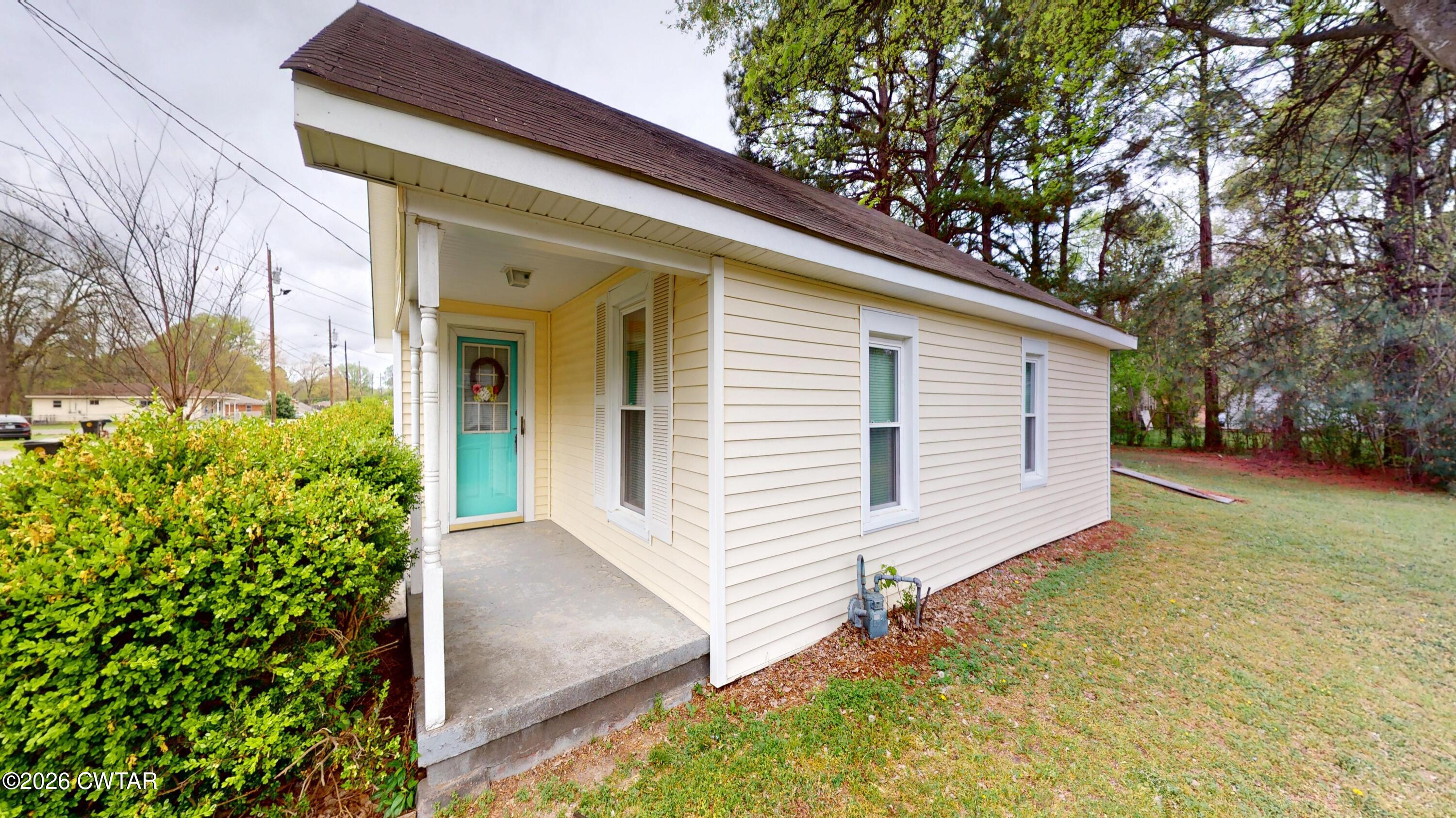 1746 Schaffer Street