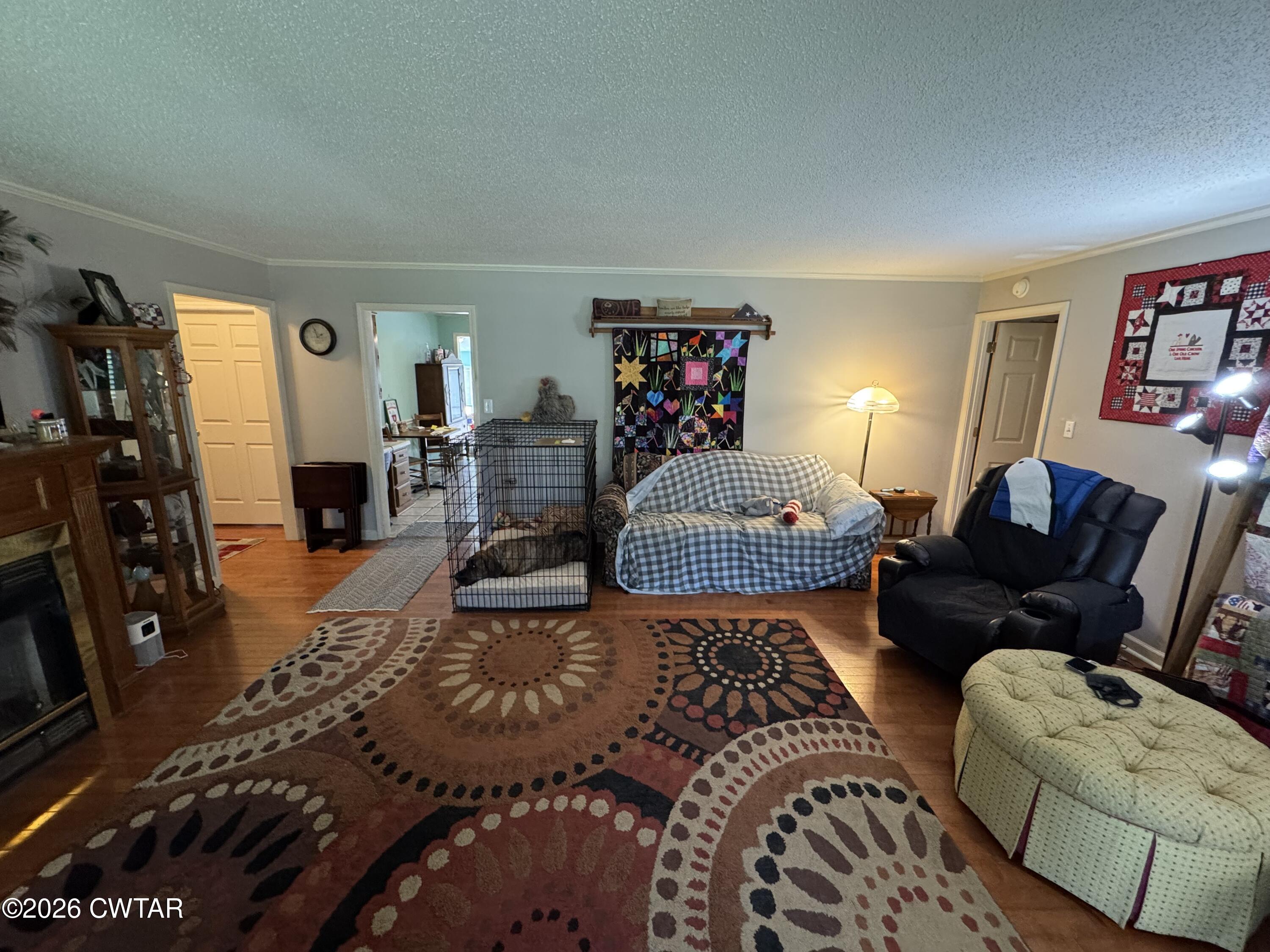 6073 Meadowbrook Cove