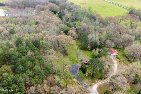 295 Kay Street Big Sandy TN 38221