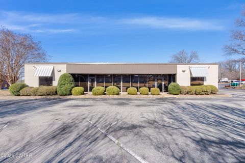 57 Directors Row Jackson TN 38305