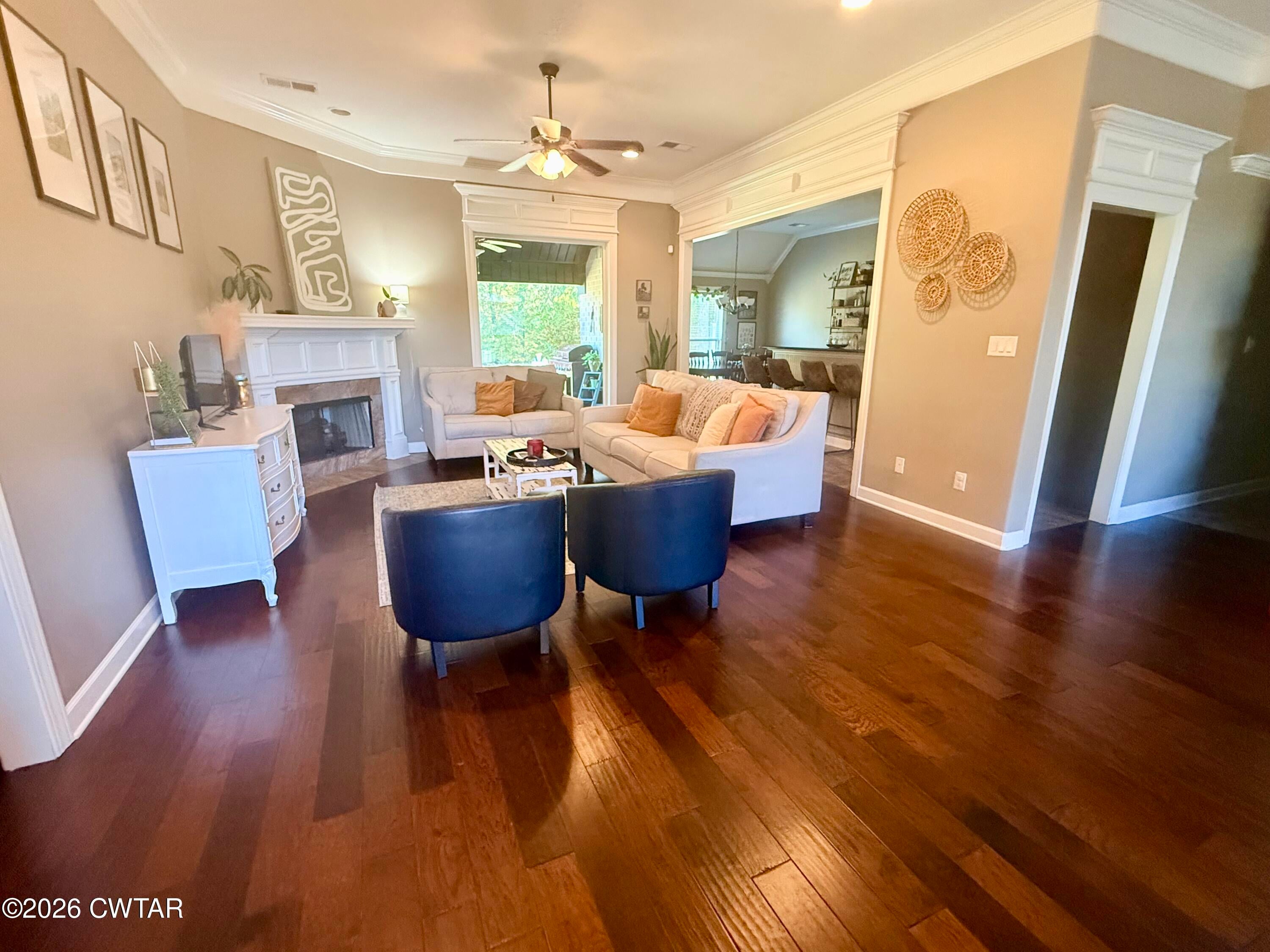 32 Legacy Cove
