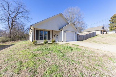 155 Whitley Avenue Henderson TN 38340