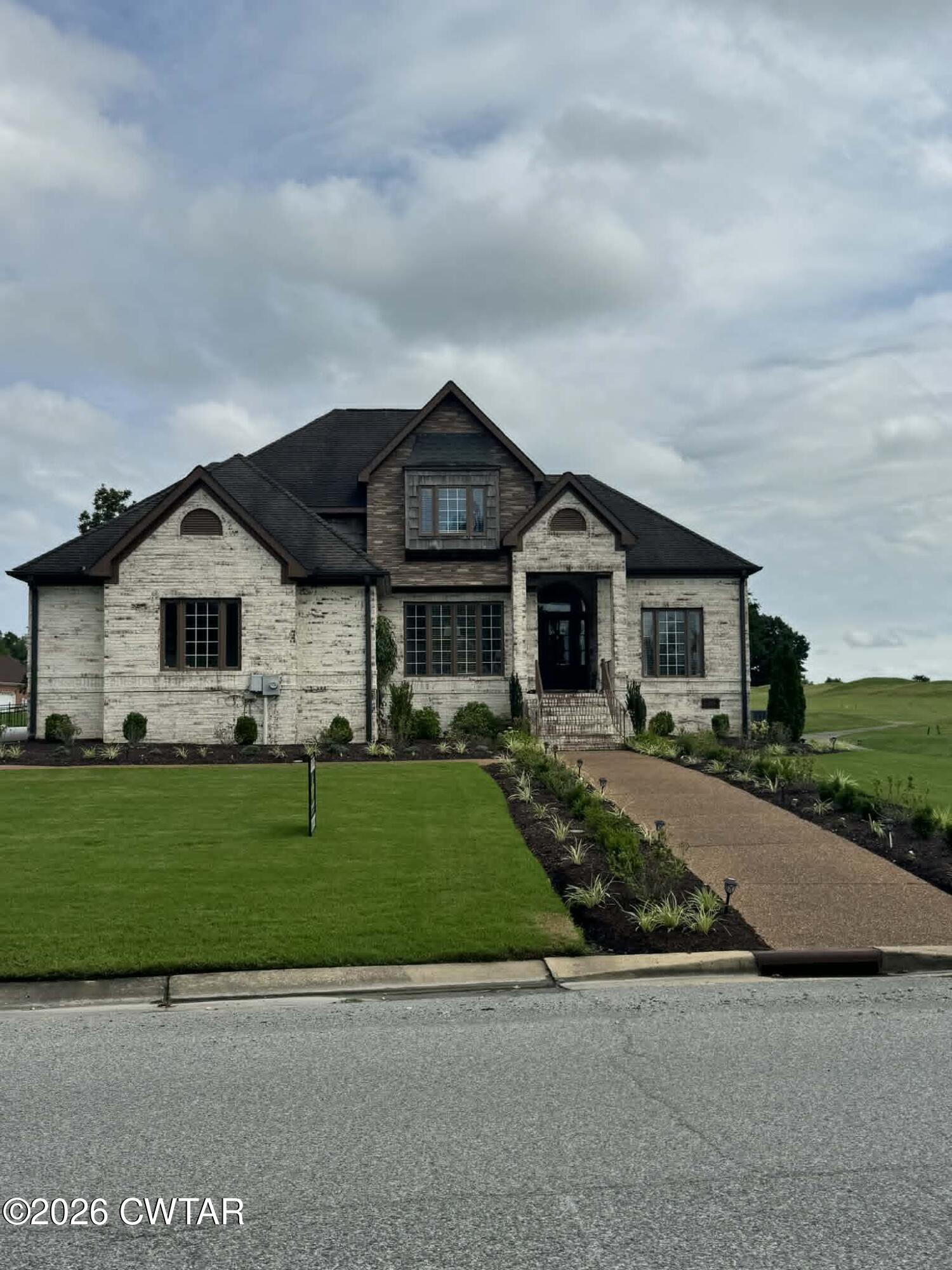 Photo 1 of 52 — 1449 Clubhouse Drive, Dyersburg, TN 38024