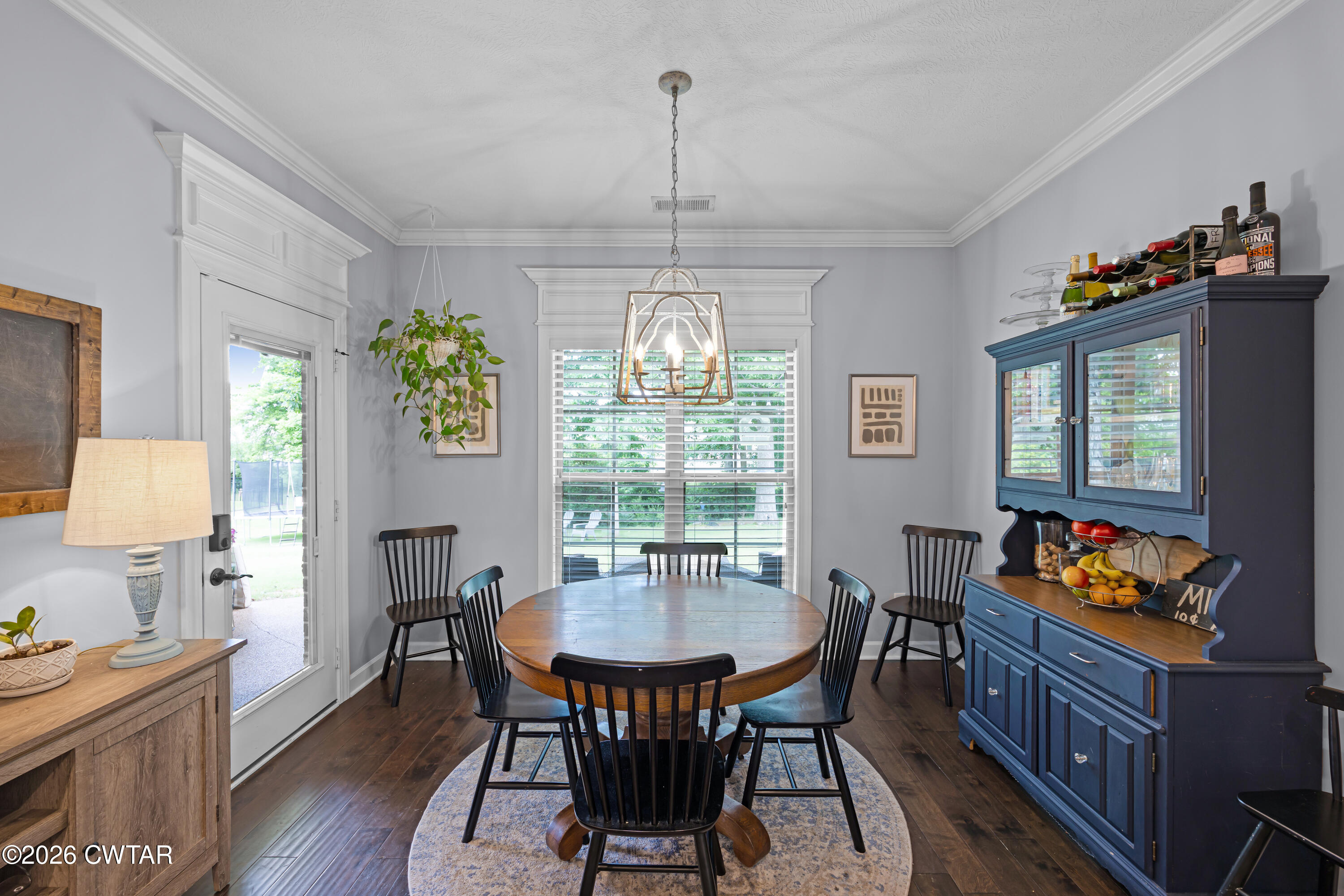 100 Ravenwood Drive