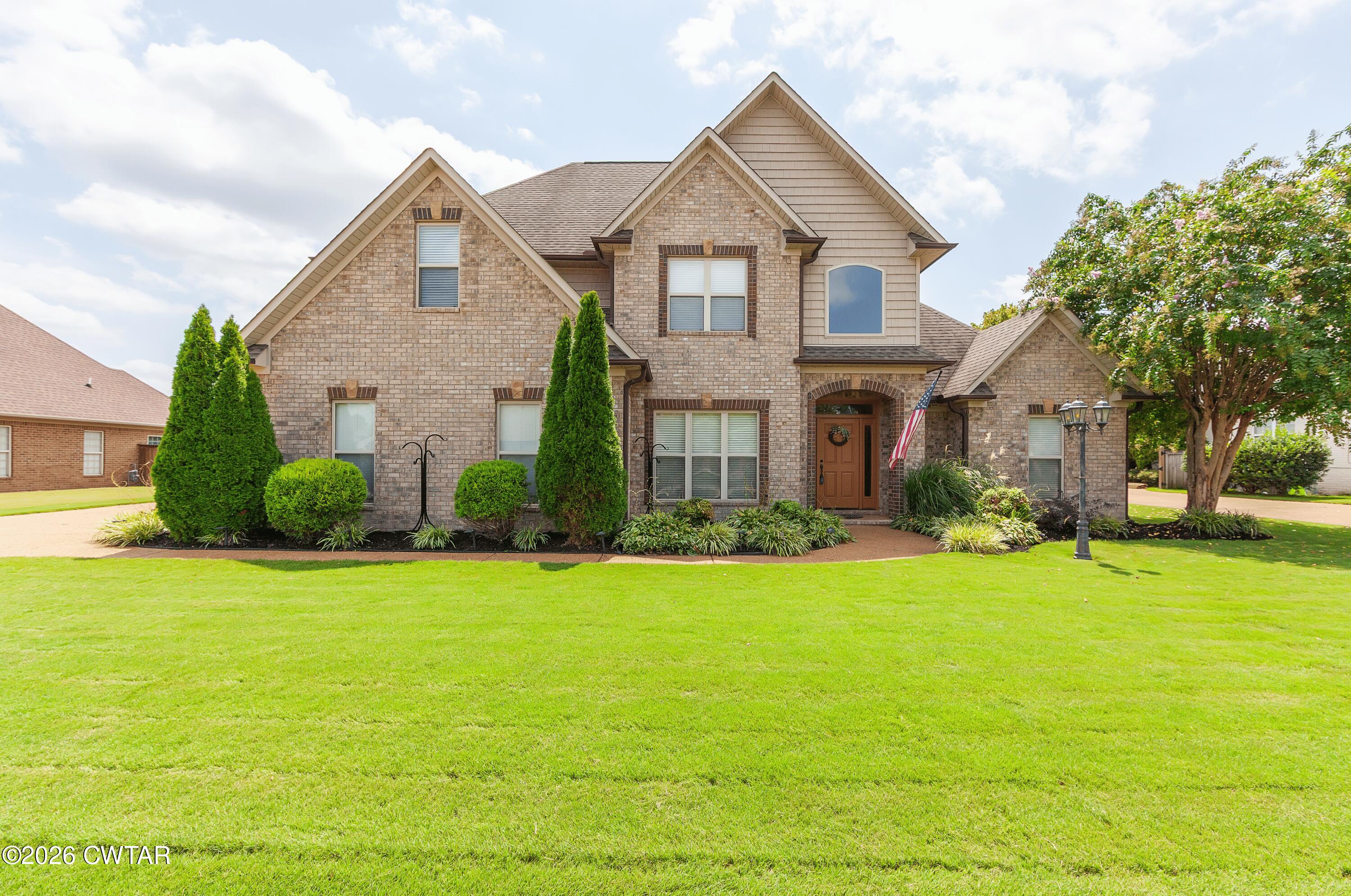 181 Flagstone Drive