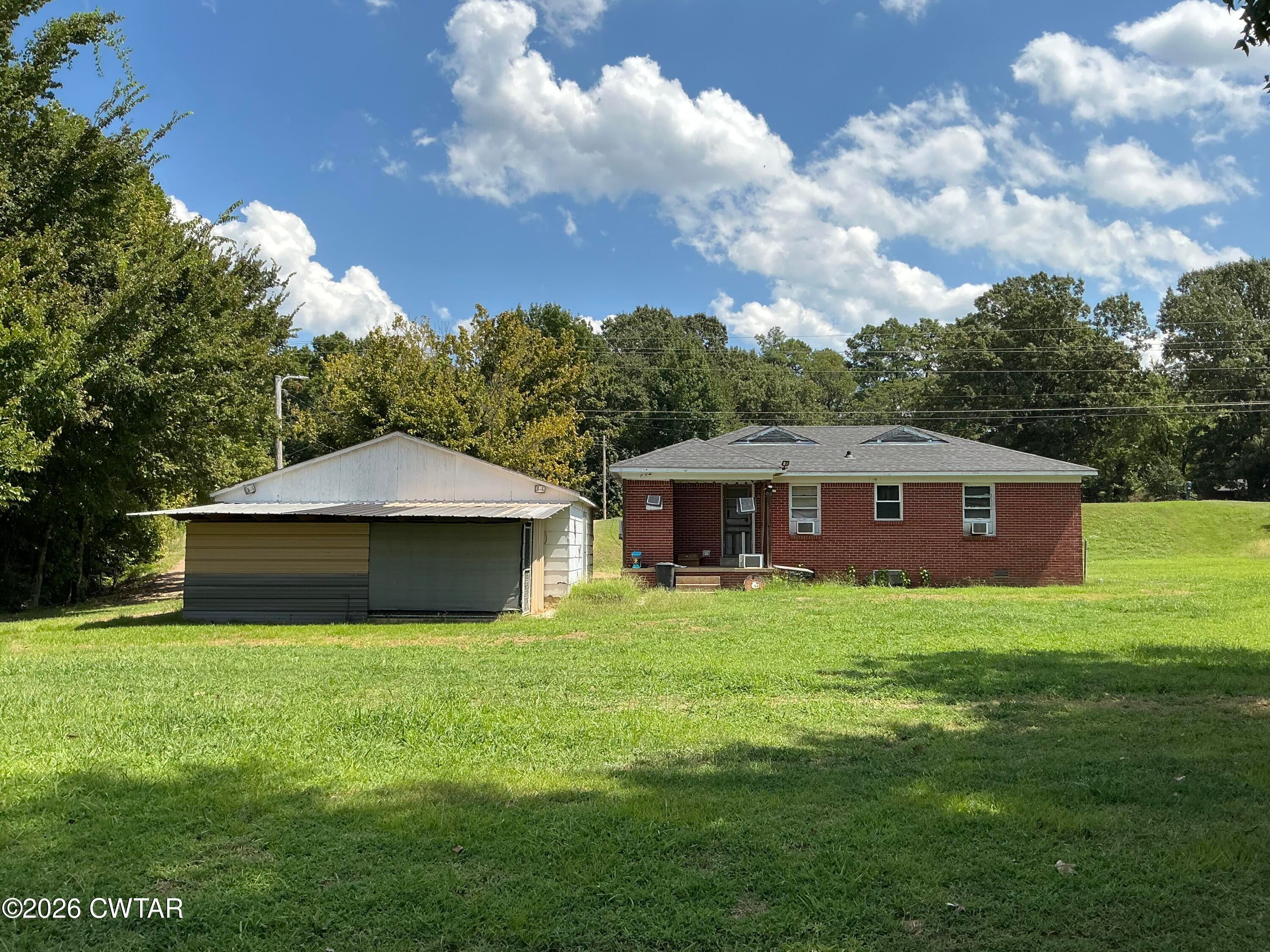 32 Humboldt Highway
