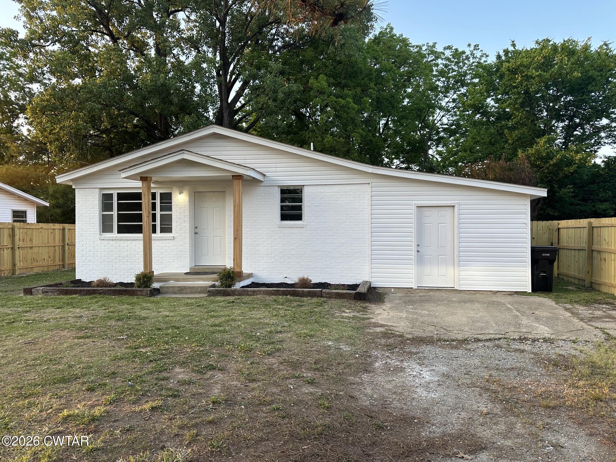 2210 Upper Finley Road