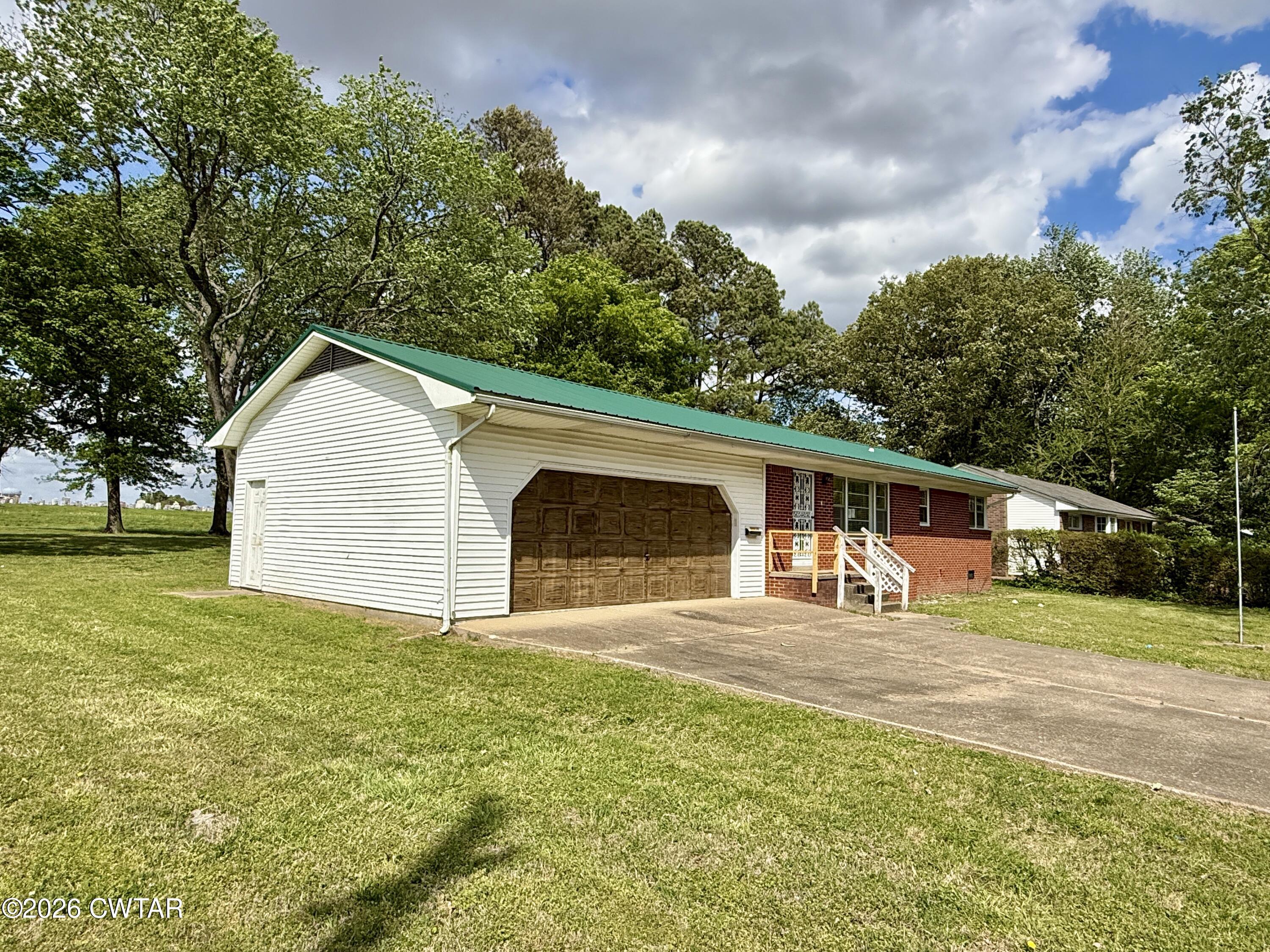 1500 E Mathews Street