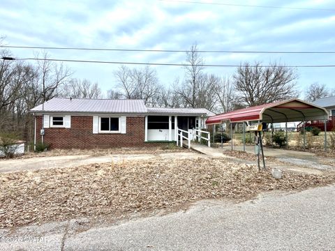 89 McDonald Avenue McKenzie TN 38201