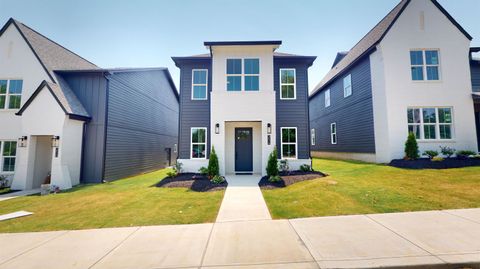 234 Mccowat Street Jackson TN 38301