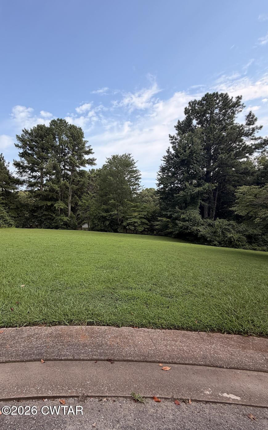 103 Oakmont Woods Drive