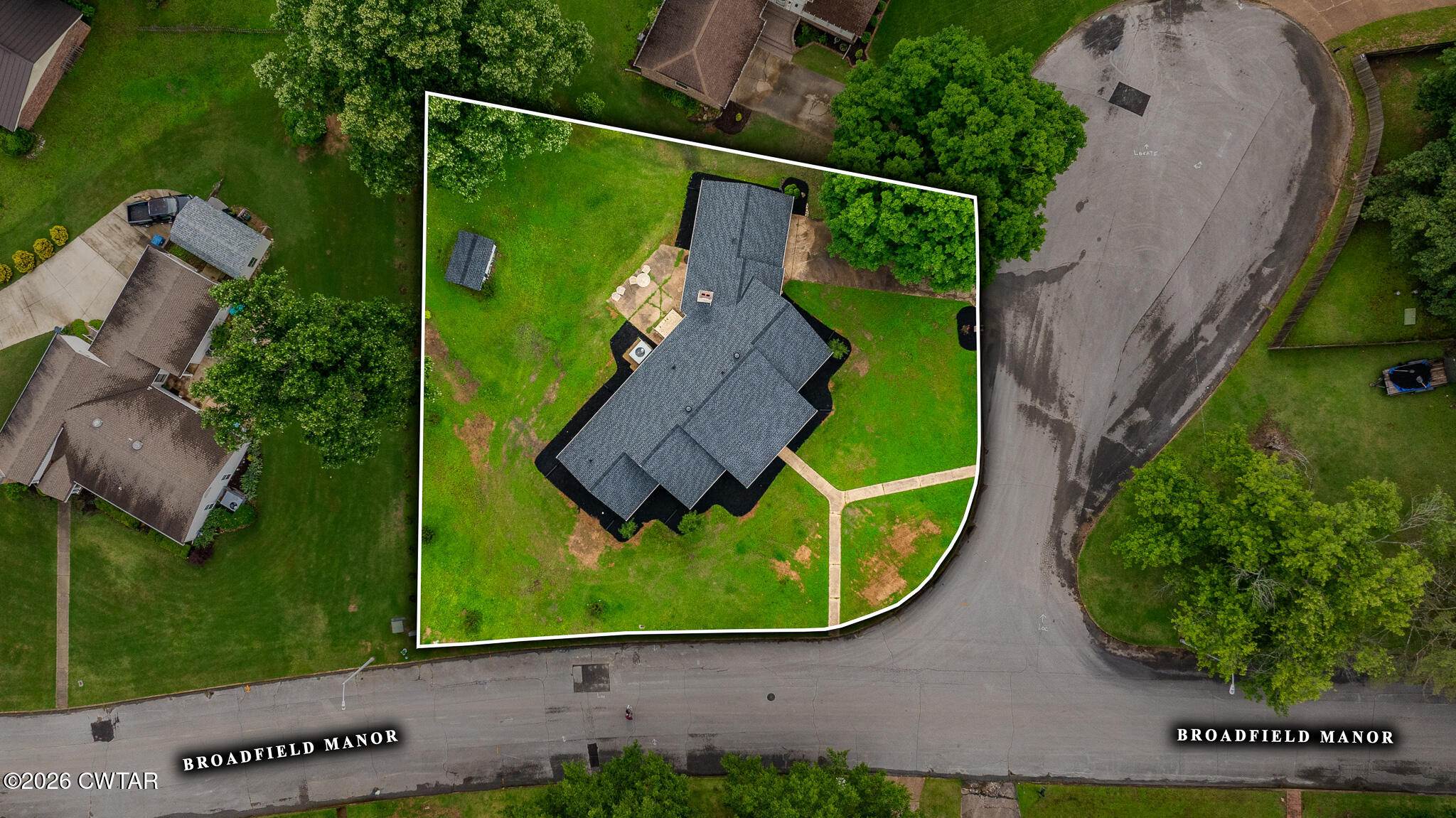 21 Broadfield Manor