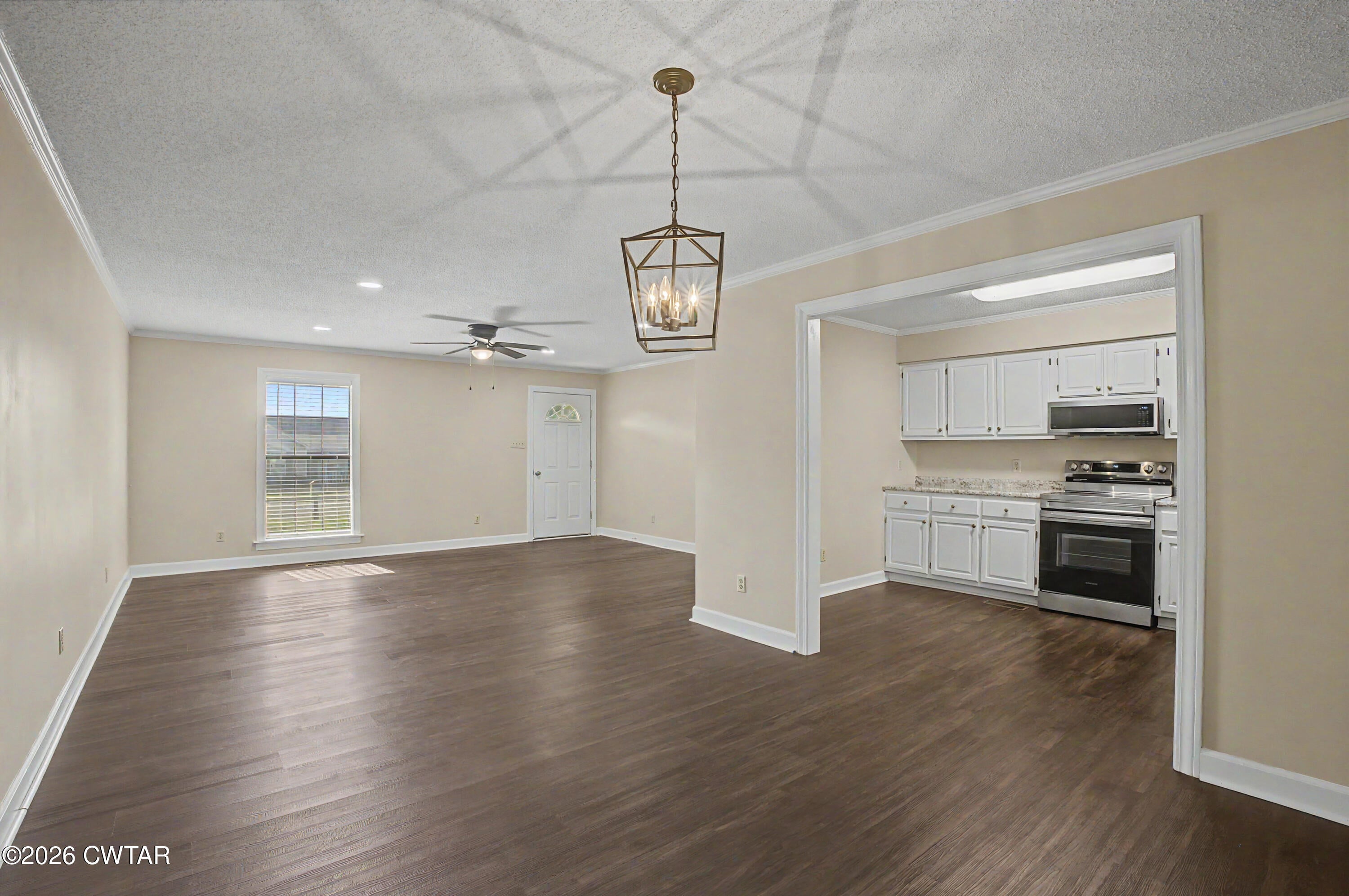 916 Oak View Cove