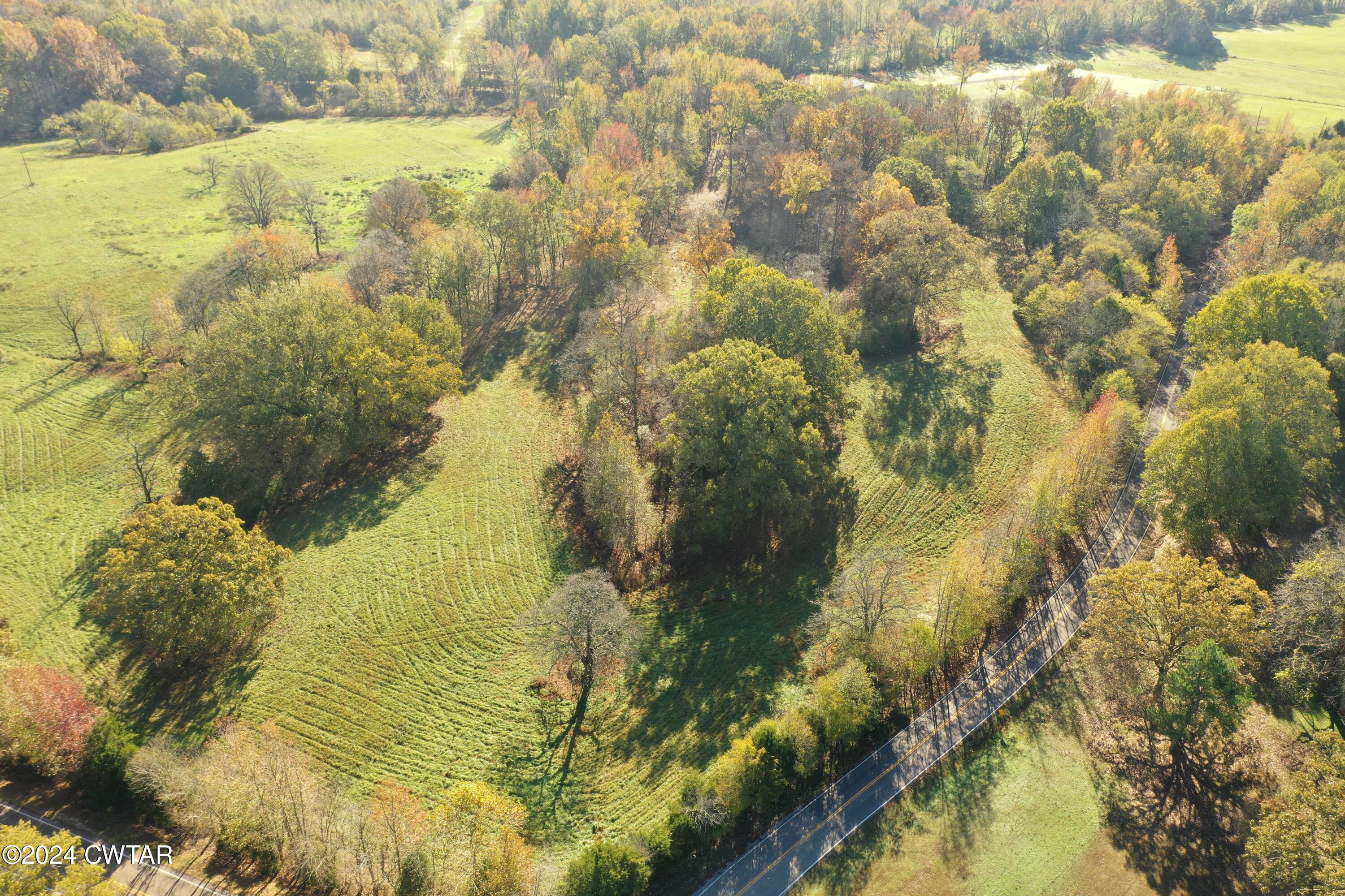 10 Davis Grove Road