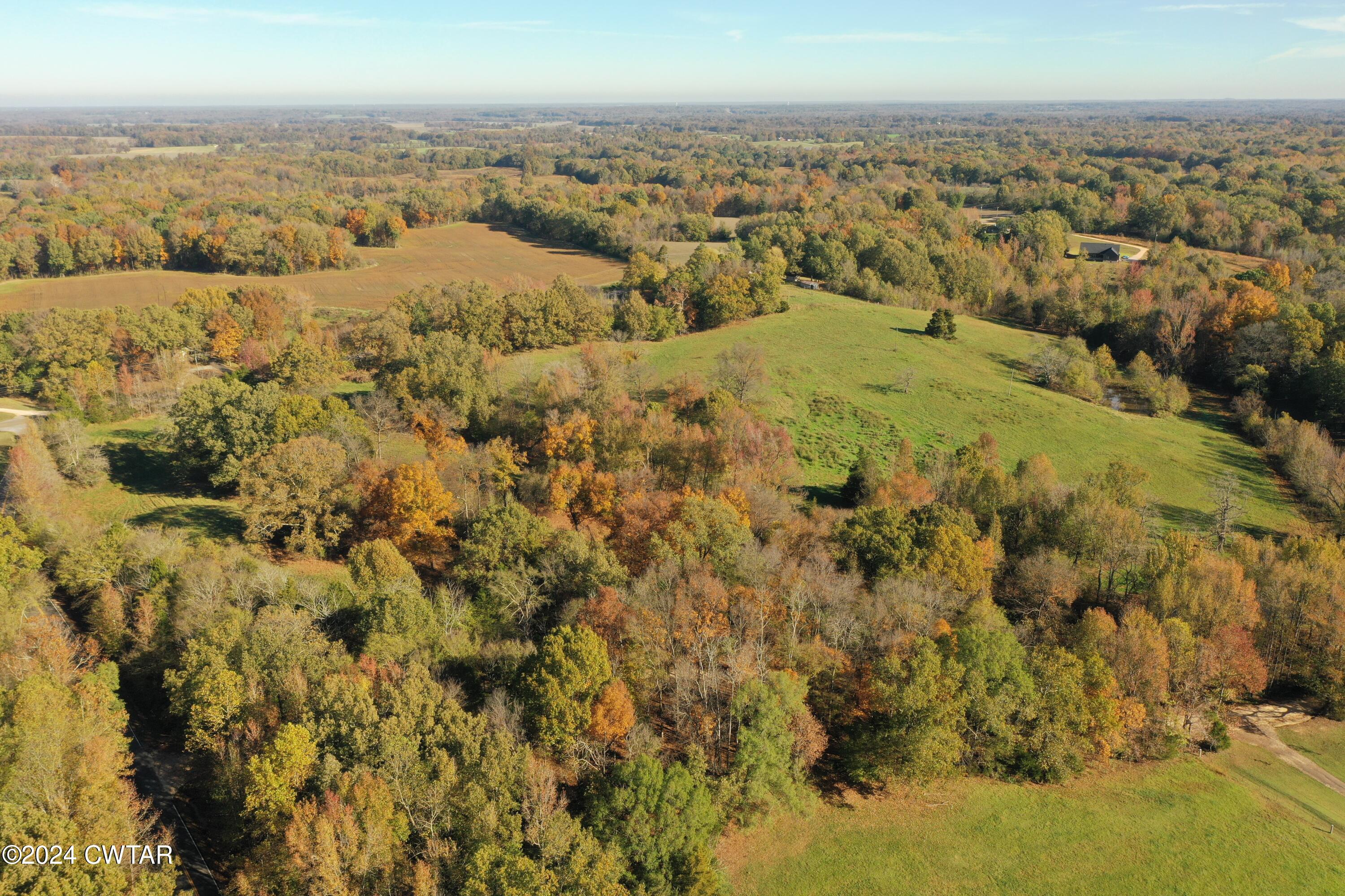 10 Davis Grove Road