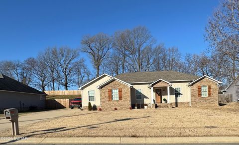 907 Granite Drive Newbern TN 38059