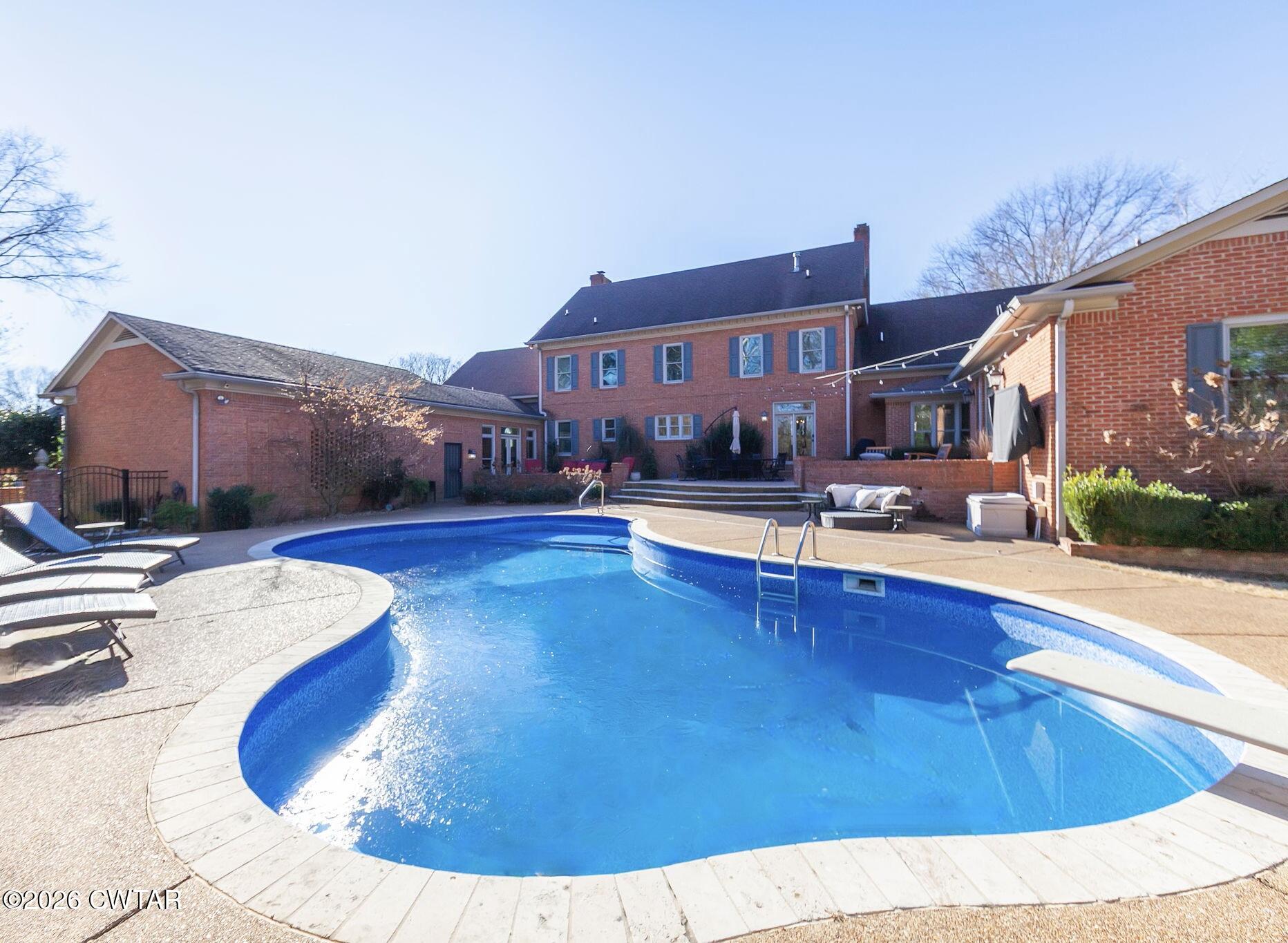 139 Windemere Circle